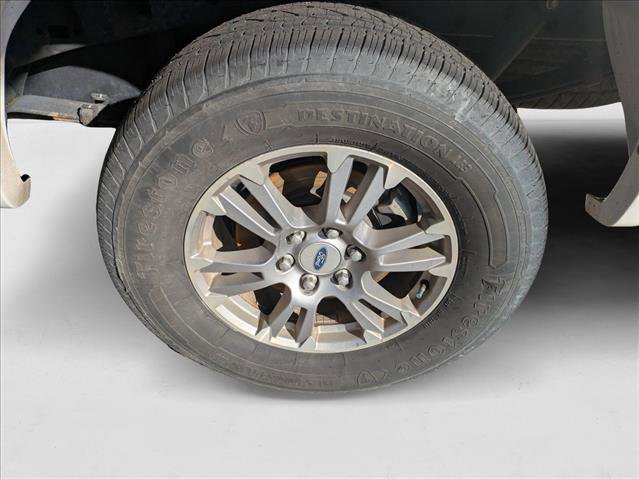 Used 2019 Ford F150 Lariat image 9