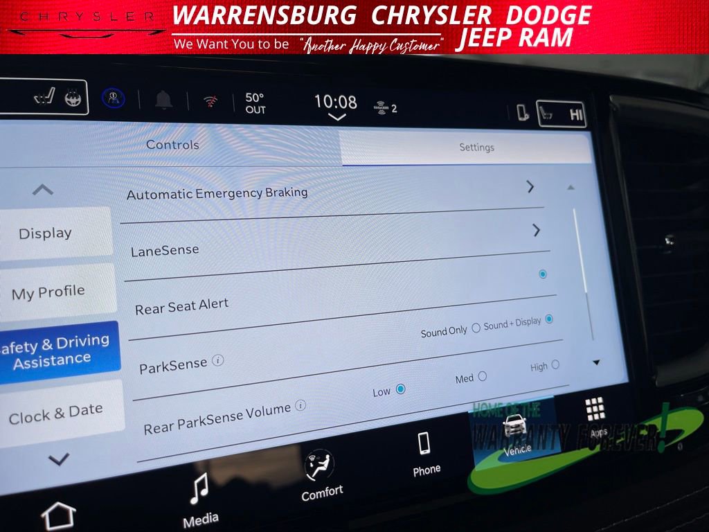 New 2026 Chrysler Pacifica Select w/ S Appearance Package image 37