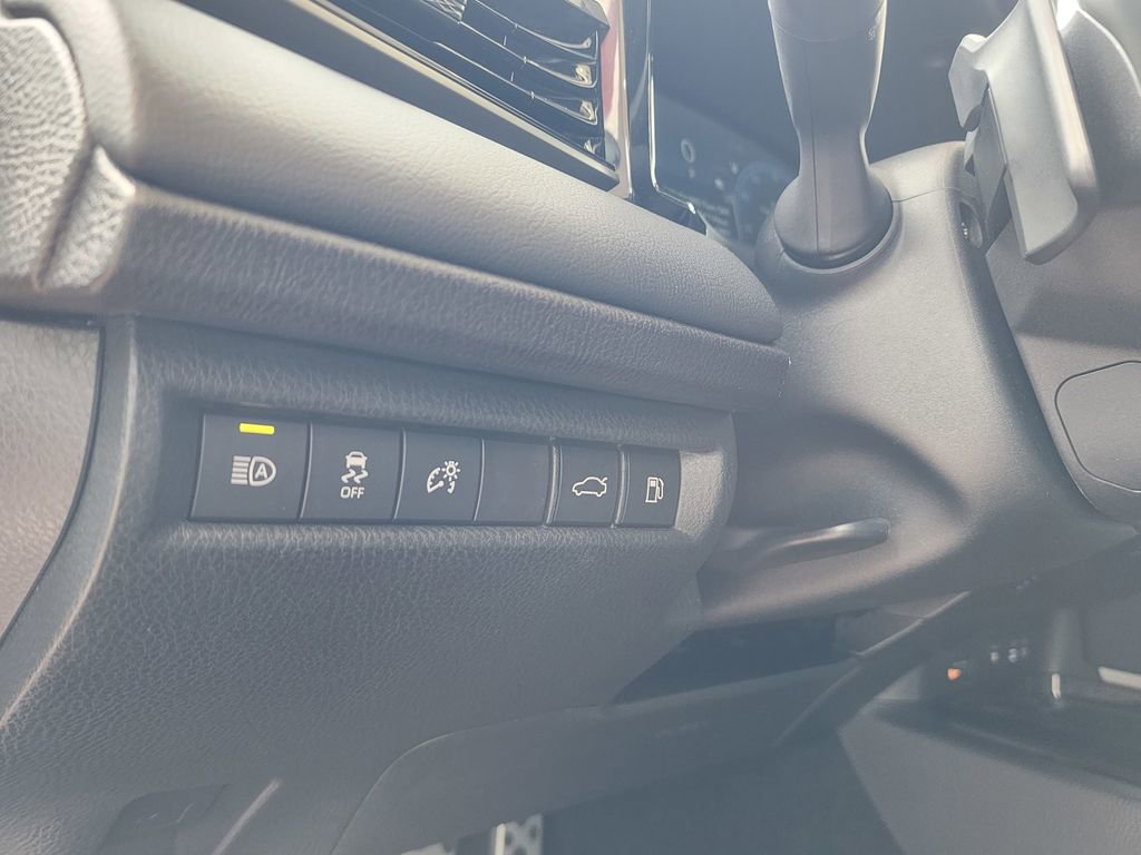Used 2025 Toyota Camry XSE image 17