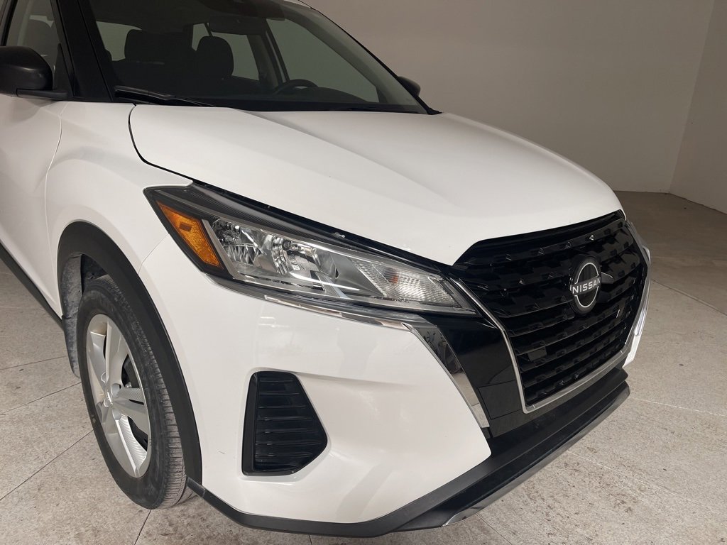Used 2022 Nissan Kicks S image 5