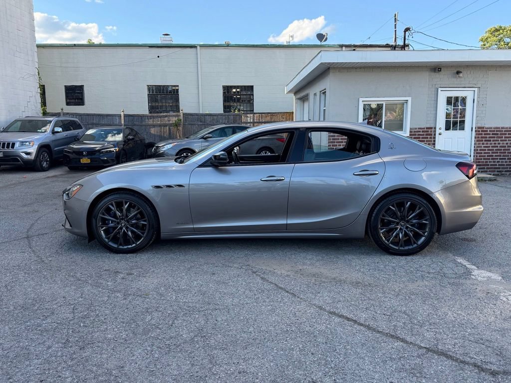 Used 2021 Maserati Ghibli S GranSport Q4 AWD/4WD image 4
