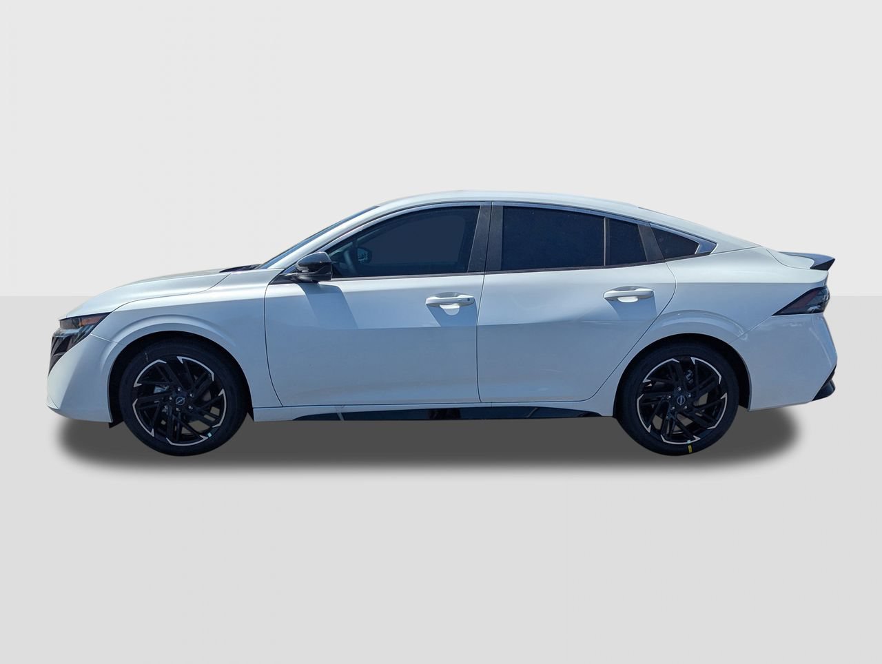 New 2026 Nissan Sentra SR w/ SR Premium Package FWD image 2