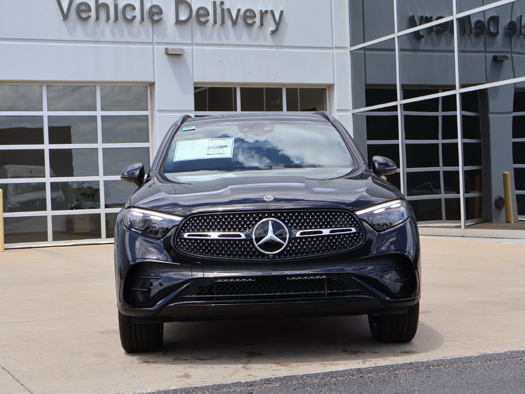 New 2026 Mercedes-Benz GLC 300 4MATIC image 2