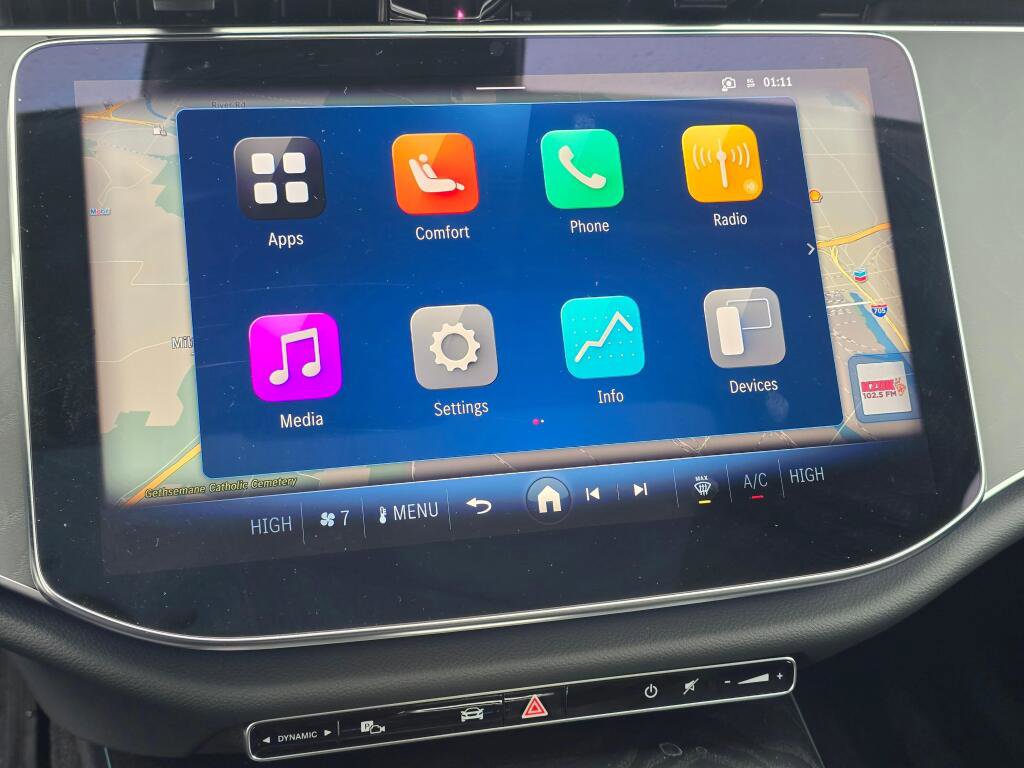 Used 2025 Mercedes-Benz E 350 4MATIC Sedan image 15