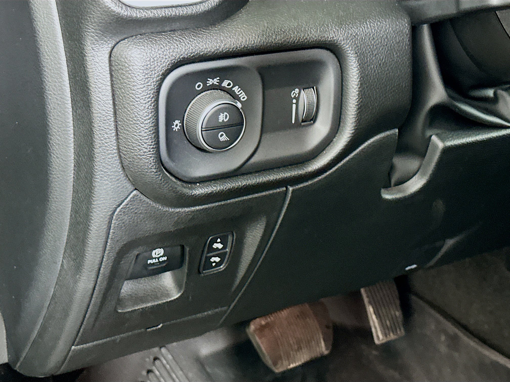 Used 2022 RAM 1500 Big Horn AWD/4WD image 16