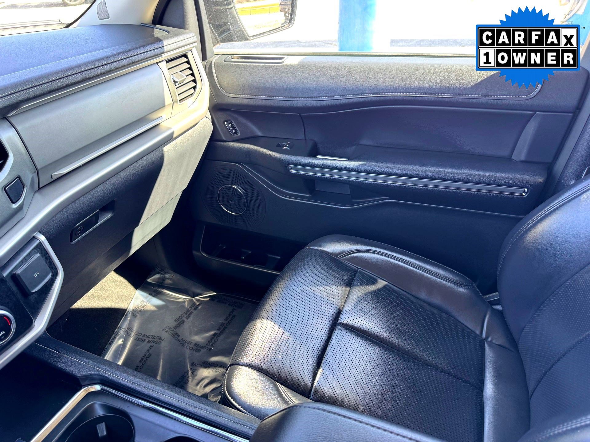 Used 2024 Ford Expedition Max XLT image 30