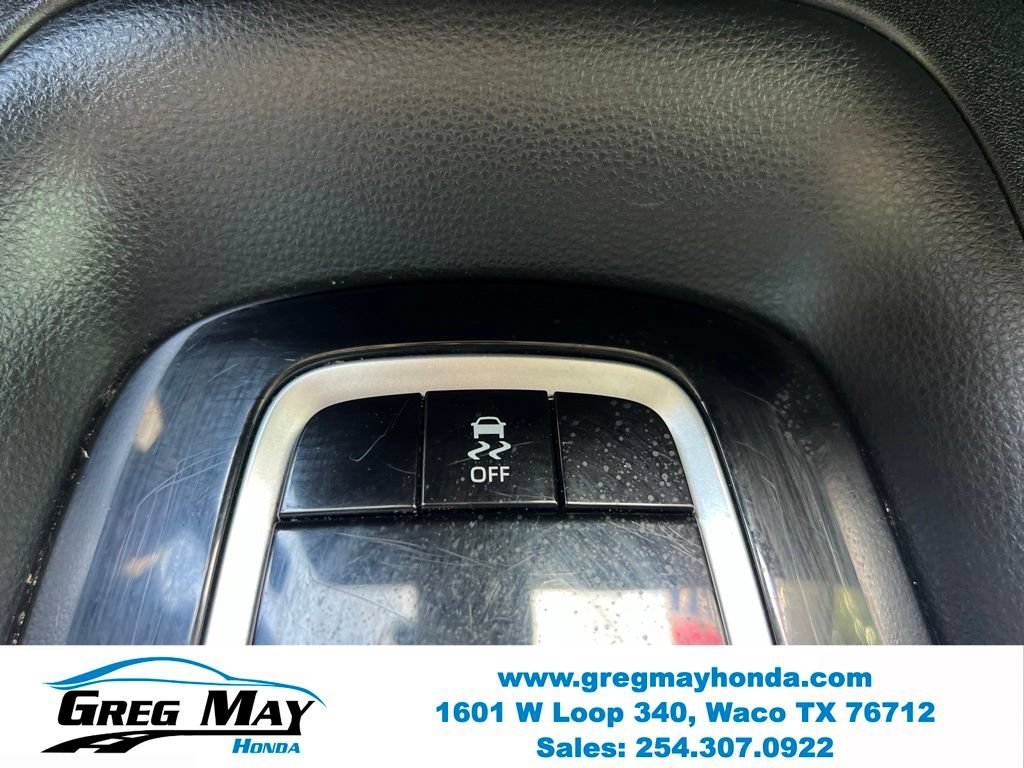 Used 2024 Toyota Corolla LE FWD image 28