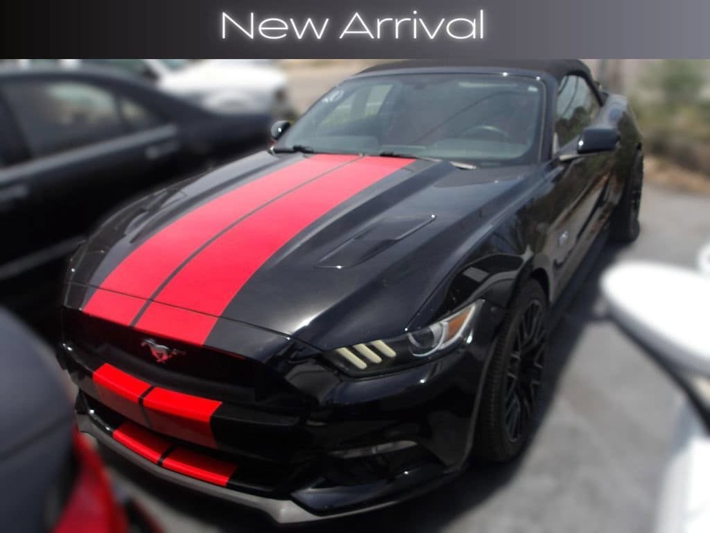 Used 2017 Ford Mustang GT Premium RWD image 1