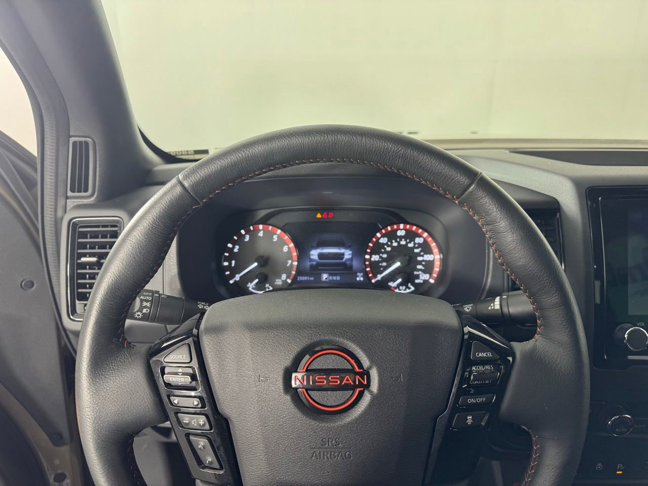 Used 2023 Nissan Frontier PRO-4X w/ Pro Convenience Package image 20