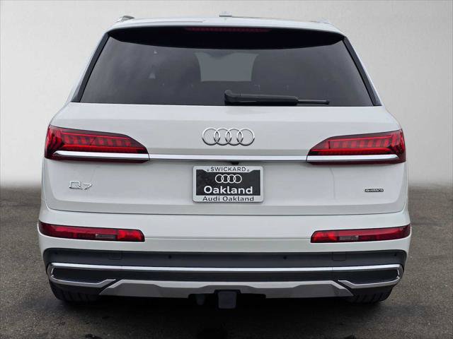 Used 2023 Audi Q7 2.0T Premium w/ Towing Package AWD/4WD image 4