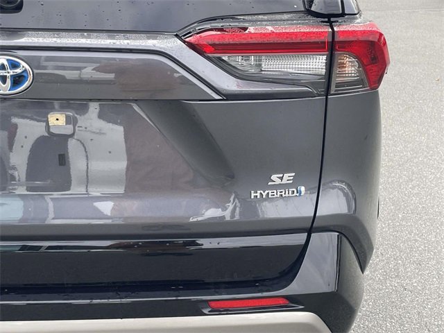 Used 2023 Toyota RAV4 SE image 16