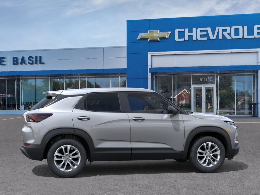 New 2026 Chevrolet TrailBlazer LS w/ LS Convenience Package FWD image 5
