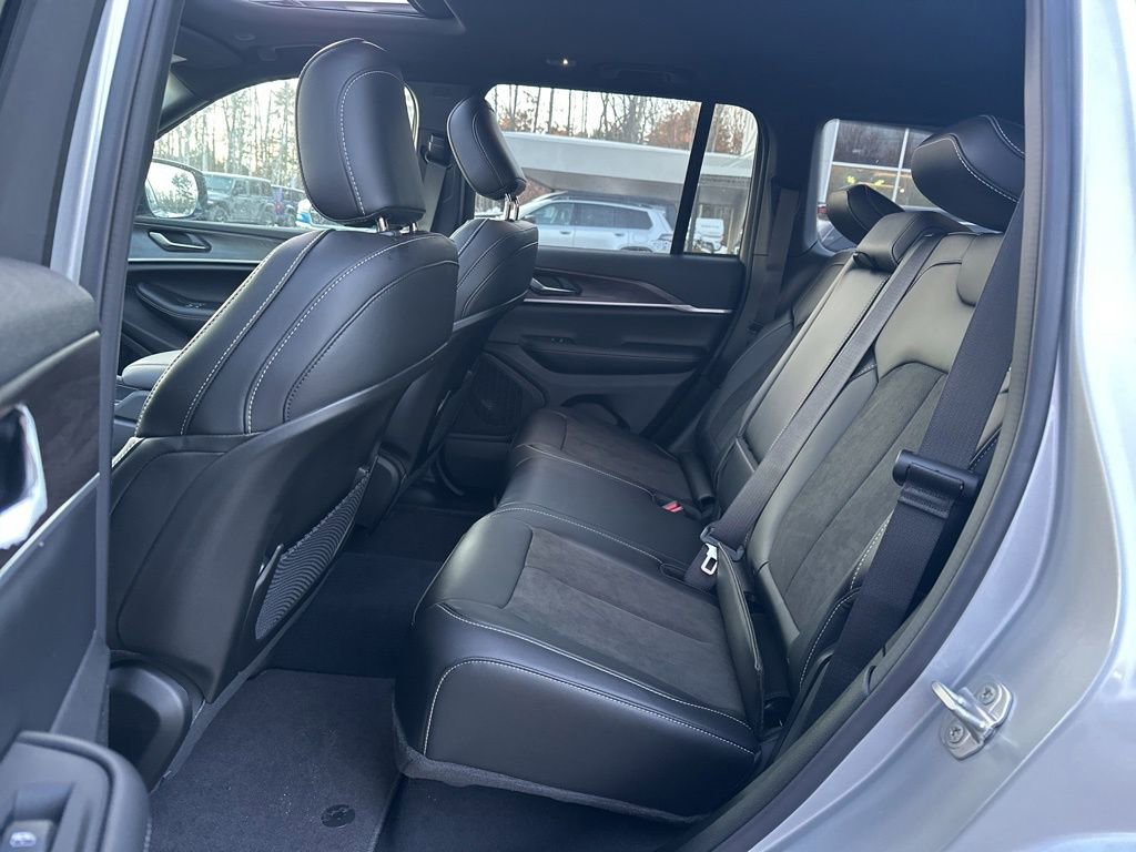 New 2026 Jeep Grand Cherokee Laredo image 26