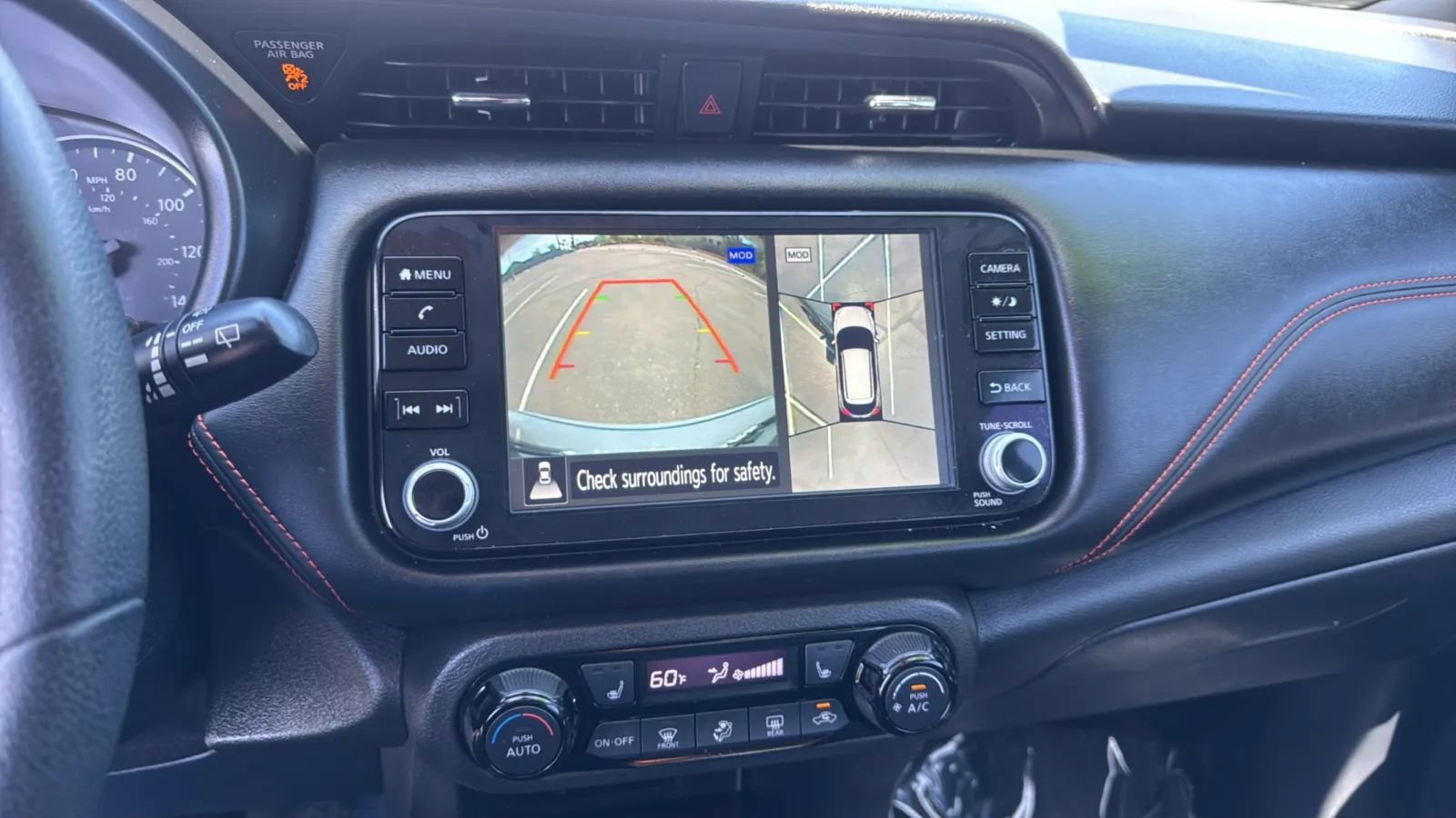 Used 2022 Nissan Kicks SR w/ Premium Package FWD image 17