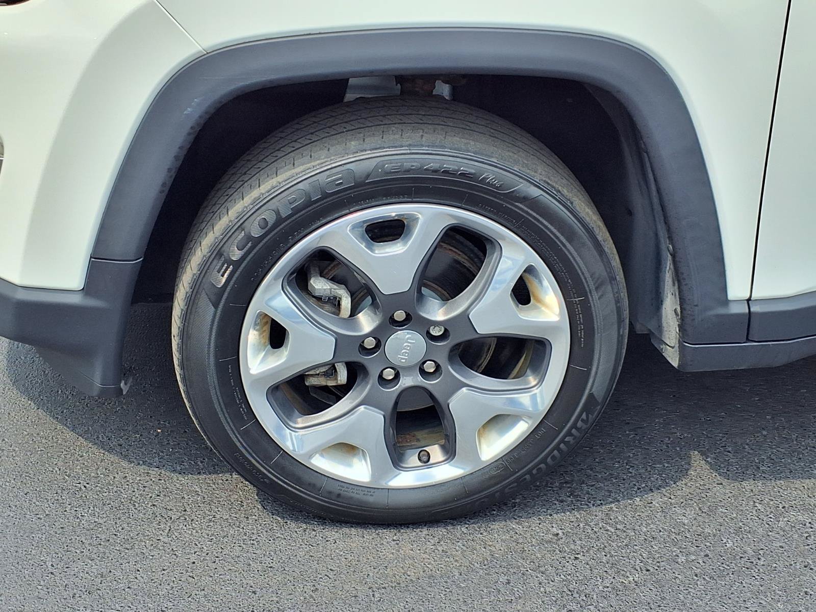 Used 2018 Jeep Compass Limited AWD/4WD image 26