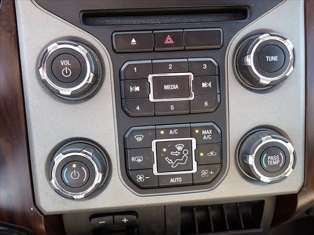 Used 2016 Ford F250 Lariat w/ Chrome Package AWD/4WD image 20