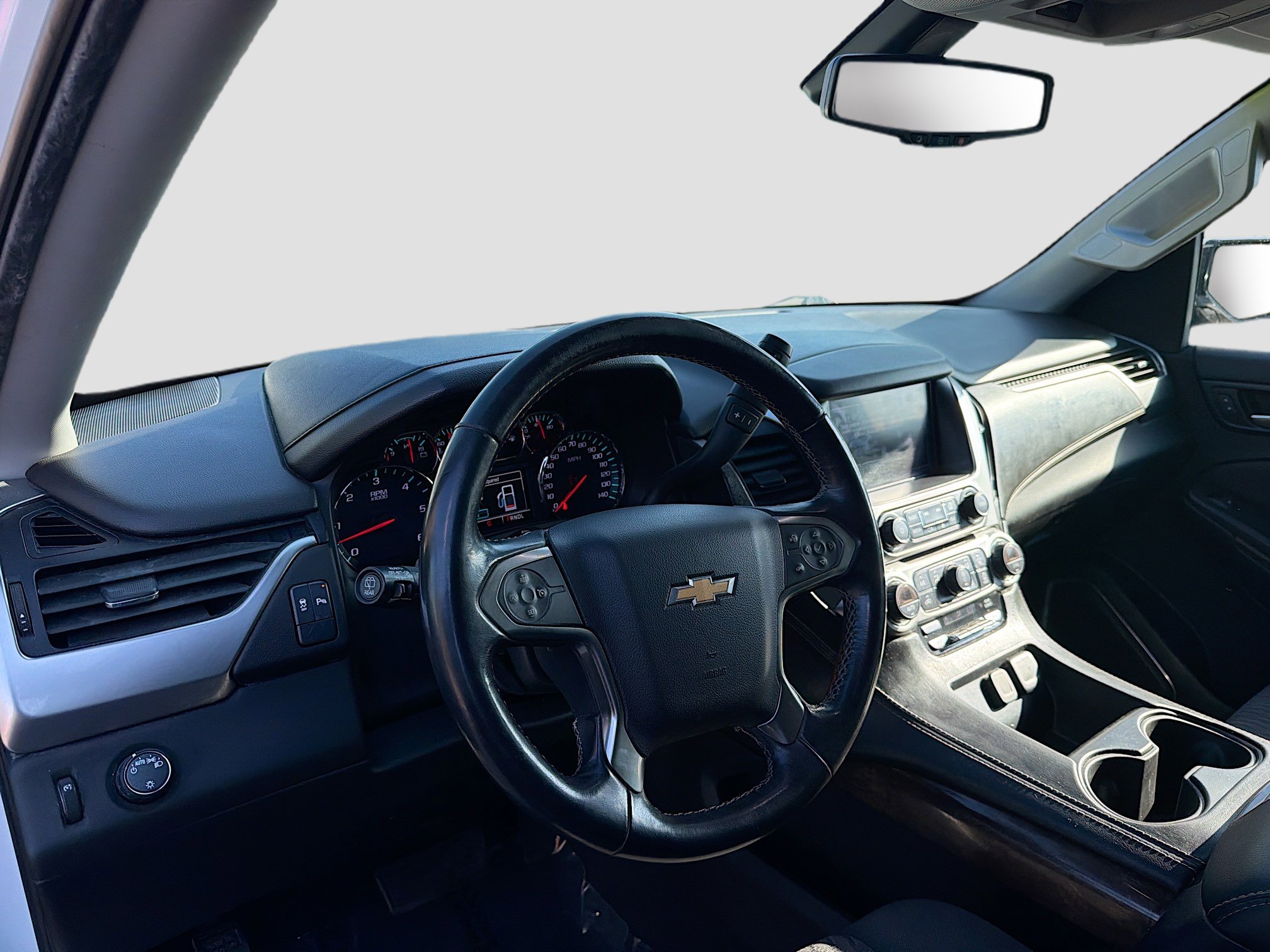 Used 2020 Chevrolet Suburban LS image 26