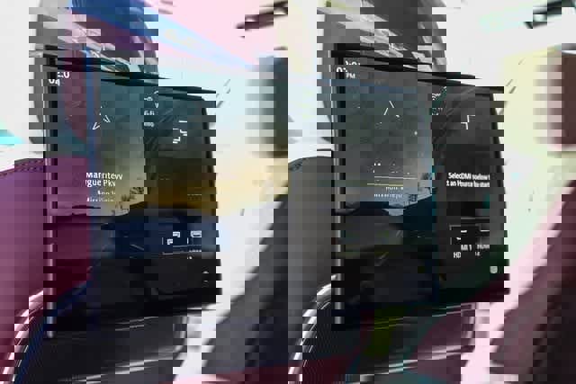 New 2024 Land Rover Range Rover SV image 22