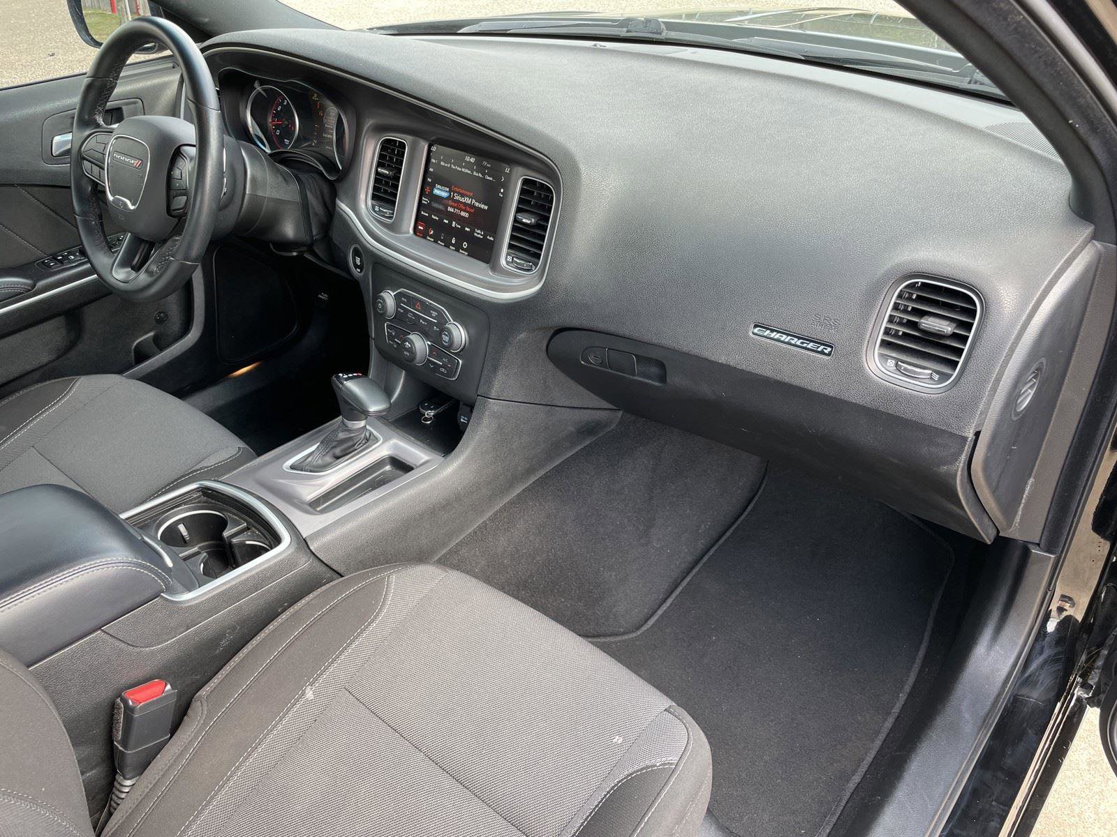 Certified 2022 Dodge Charger SXT AWD/4WD image 41
