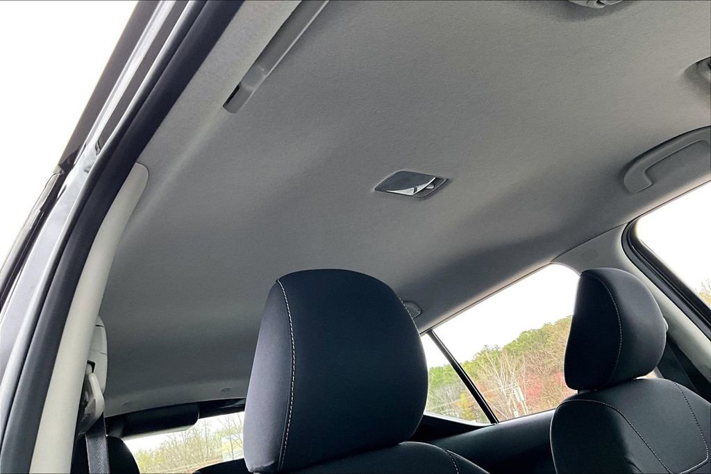 Certified 2022 Nissan Kicks SV image 25