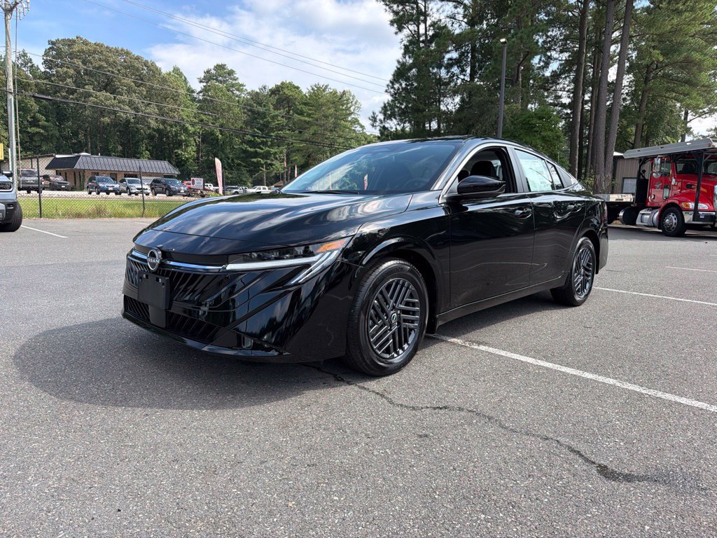 New 2027 Nissan Sentra SV w/ SV Convenience Package FWD image 2