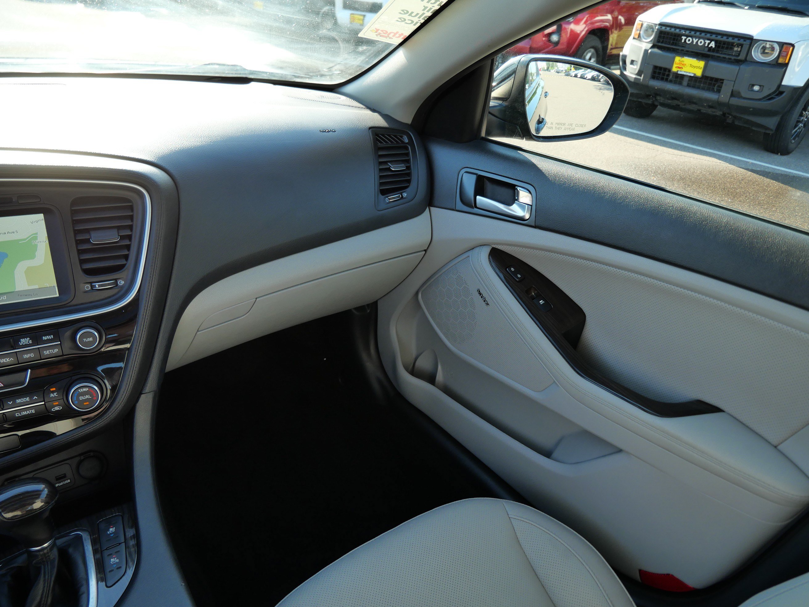 Used 2015 Kia Optima EX w/ EX Premium Package FWD image 11