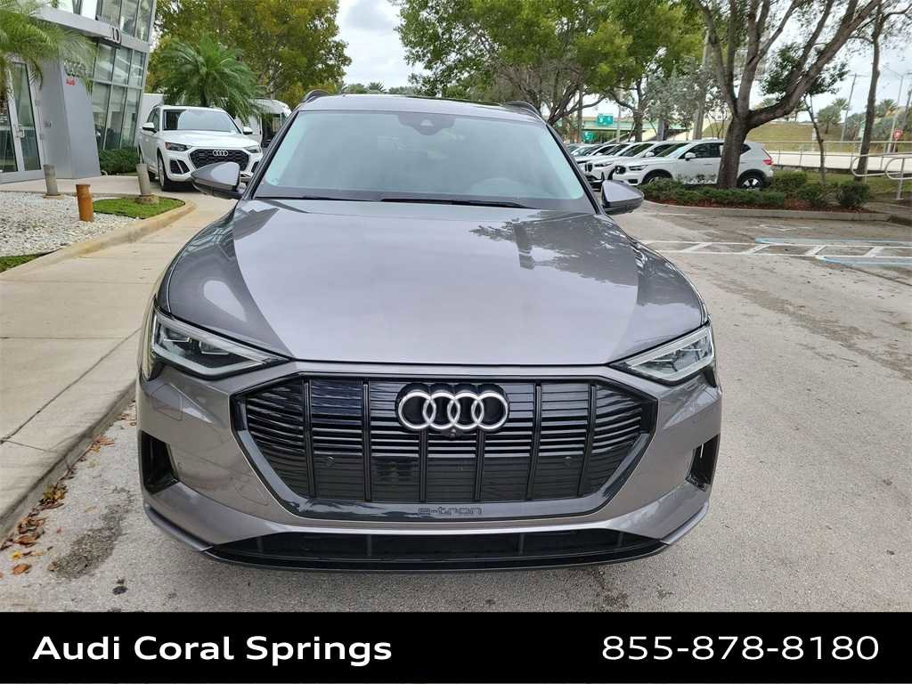 Used 2021 Audi e-tron Premium w/ Convenience Plus Package image 3