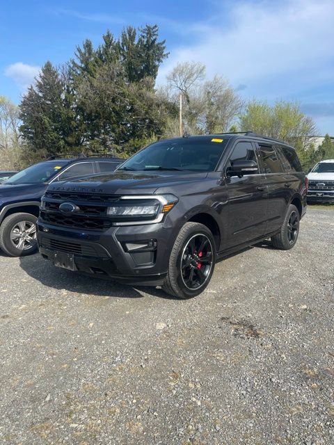 Used 2023 Ford Expedition Limited image 17