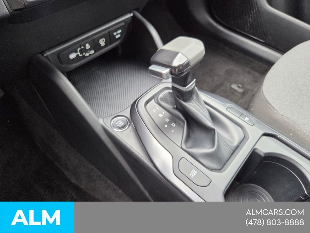 Used 2025 Kia K4 FWD image 28
