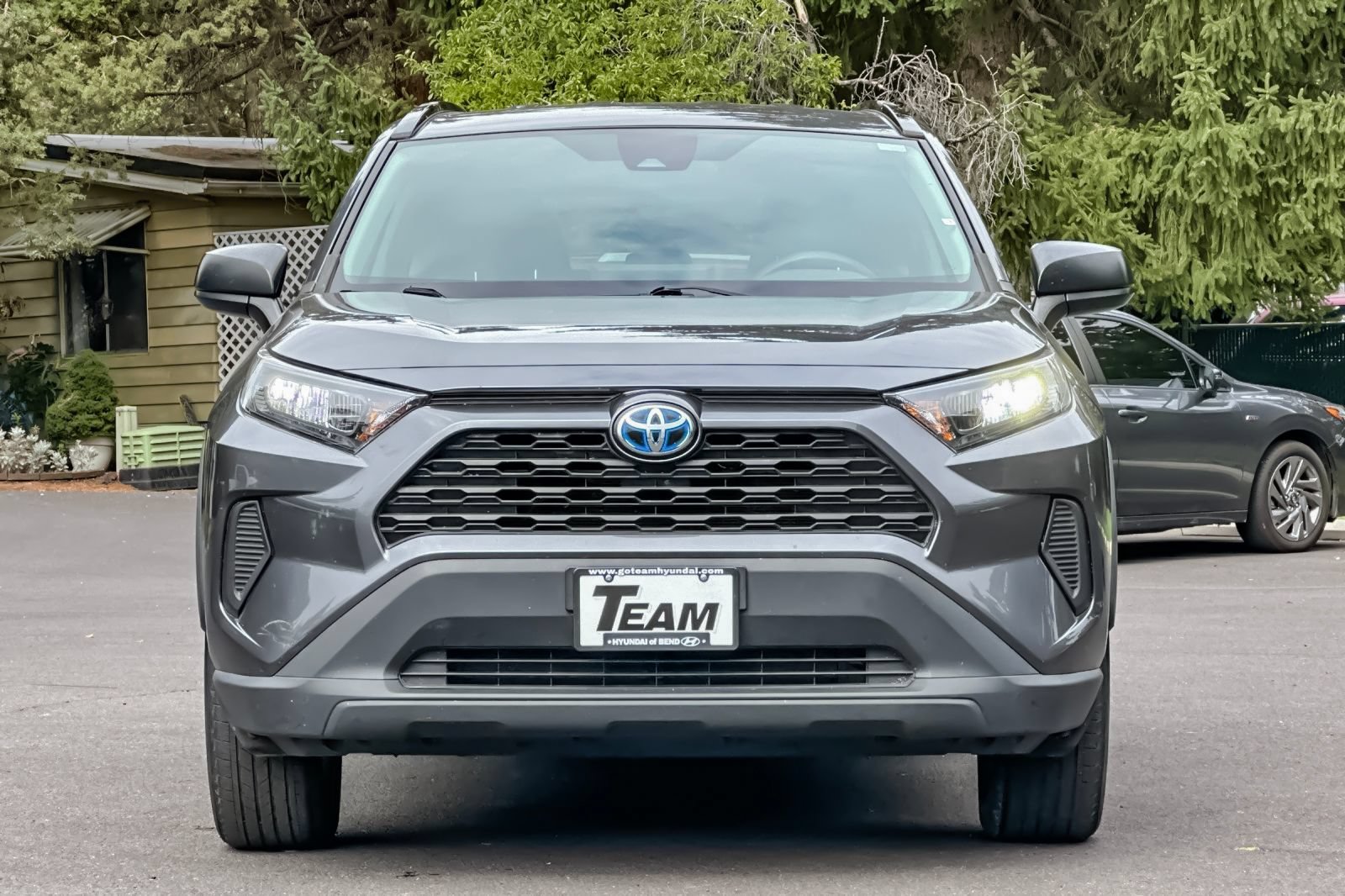 Used 2022 Toyota RAV4 LE AWD/4WD image 10