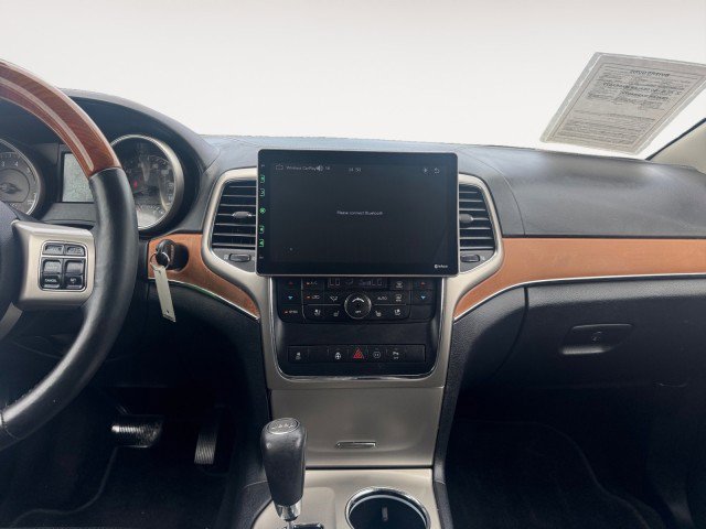 Used 2012 Jeep Grand Cherokee Overland image 8