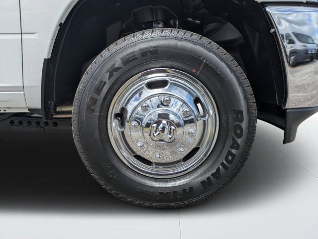 New 2026 RAM 3500 Tradesman w/ Chrome Appearance Group A AWD/4WD image 10