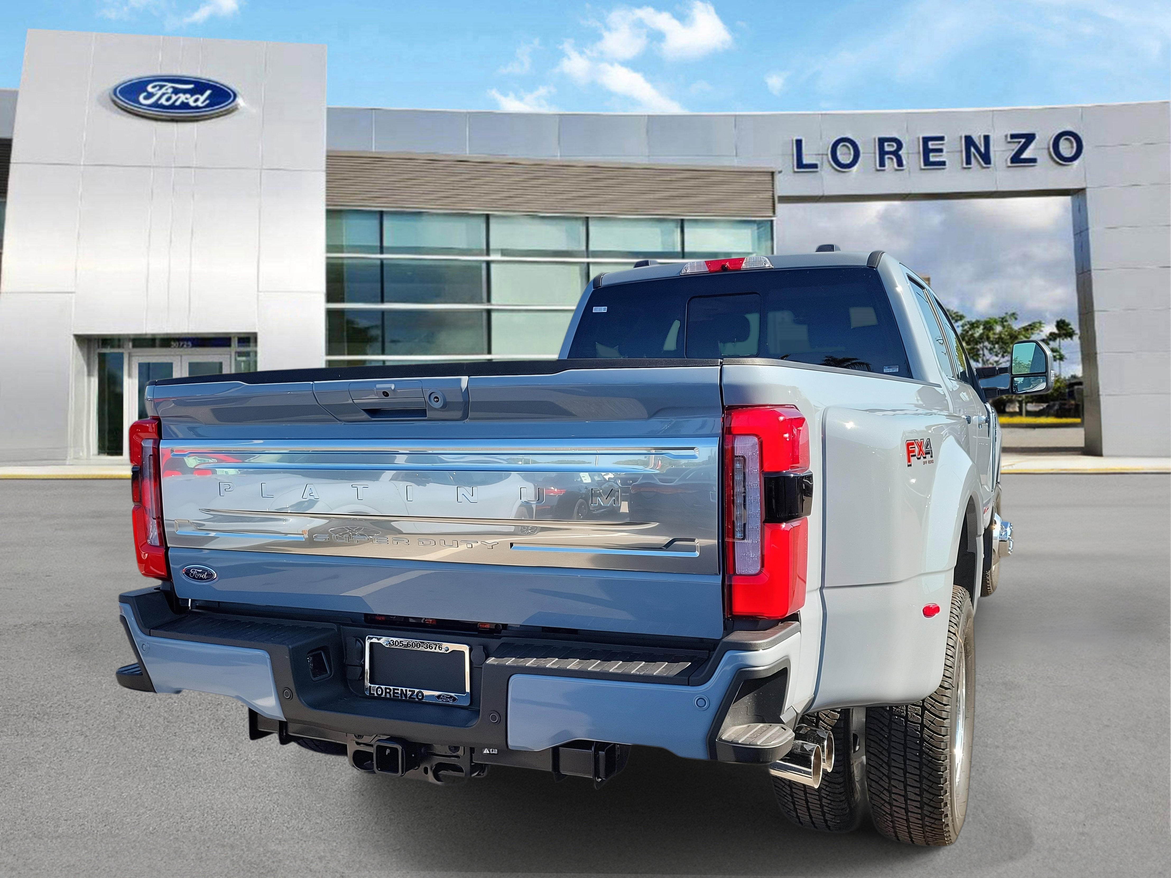 New 2026 Ford F350 Platinum w/ Platinum Plus Package image 4