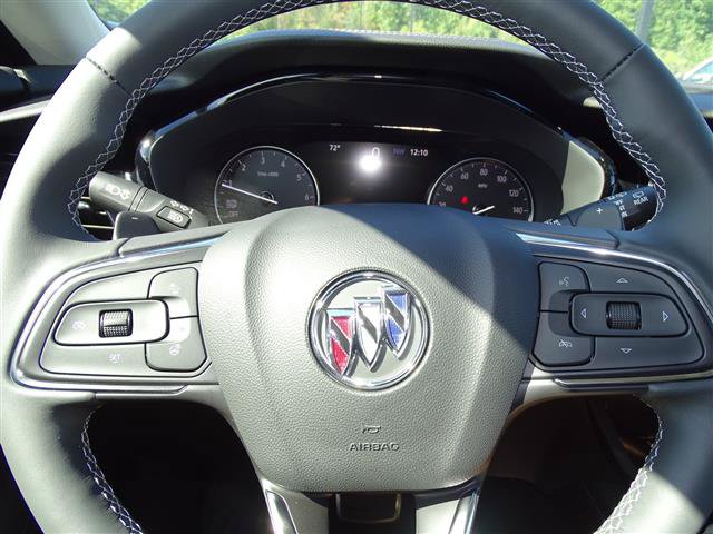 Used 2022 Buick Envision Essence w/ Sport Touring Package FWD image 14