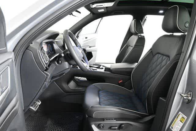 New 2026 Volkswagen Atlas Cross Sport SEL Premium R-Line AWD/4WD image 32