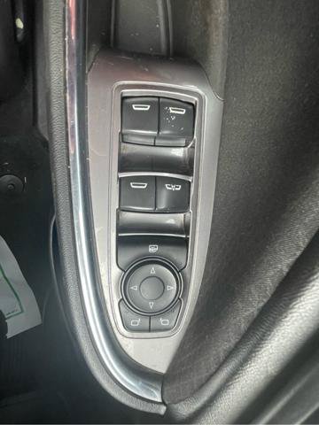 Used 2019 Chevrolet Malibu LT FWD image 14