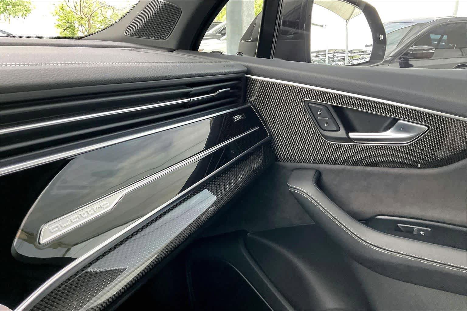 Used 2023 Audi SQ7 Prestige w/ Prestige Package AWD/4WD image 30