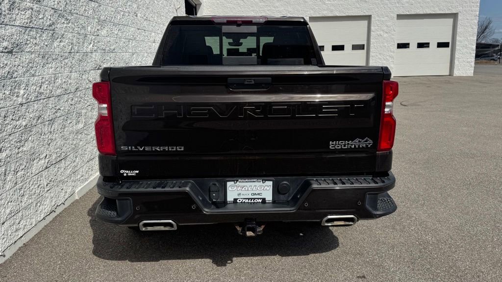 Used 2019 Chevrolet Silverado 1500 High Country w/ Technology Package image 10