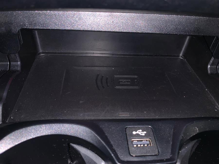 Used 2024 BMW 330i xDrive Sedan w/ Convenience Package image 44