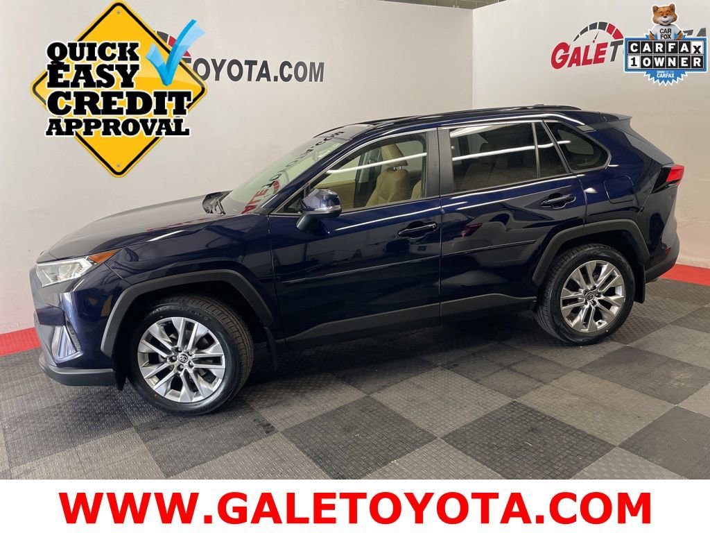 Used 2020 Toyota RAV4 XLE Premium image 9