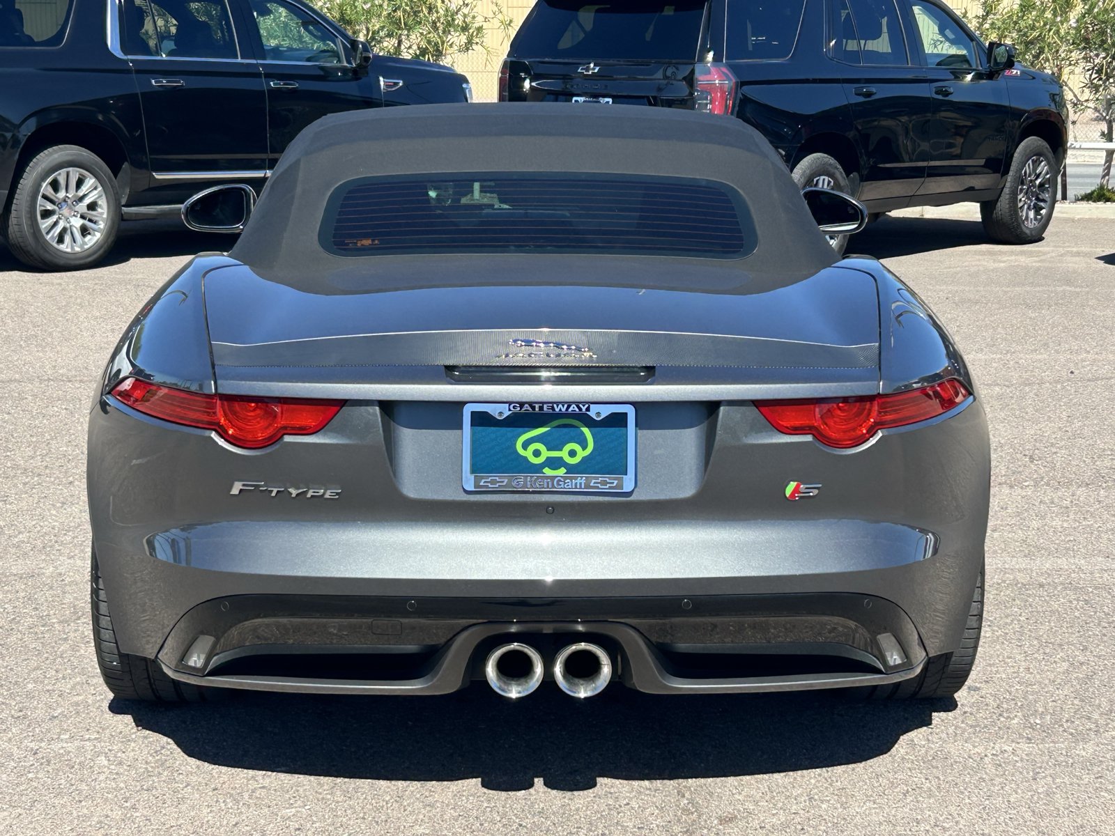 Used 2016 Jaguar F-TYPE S RWD image 4