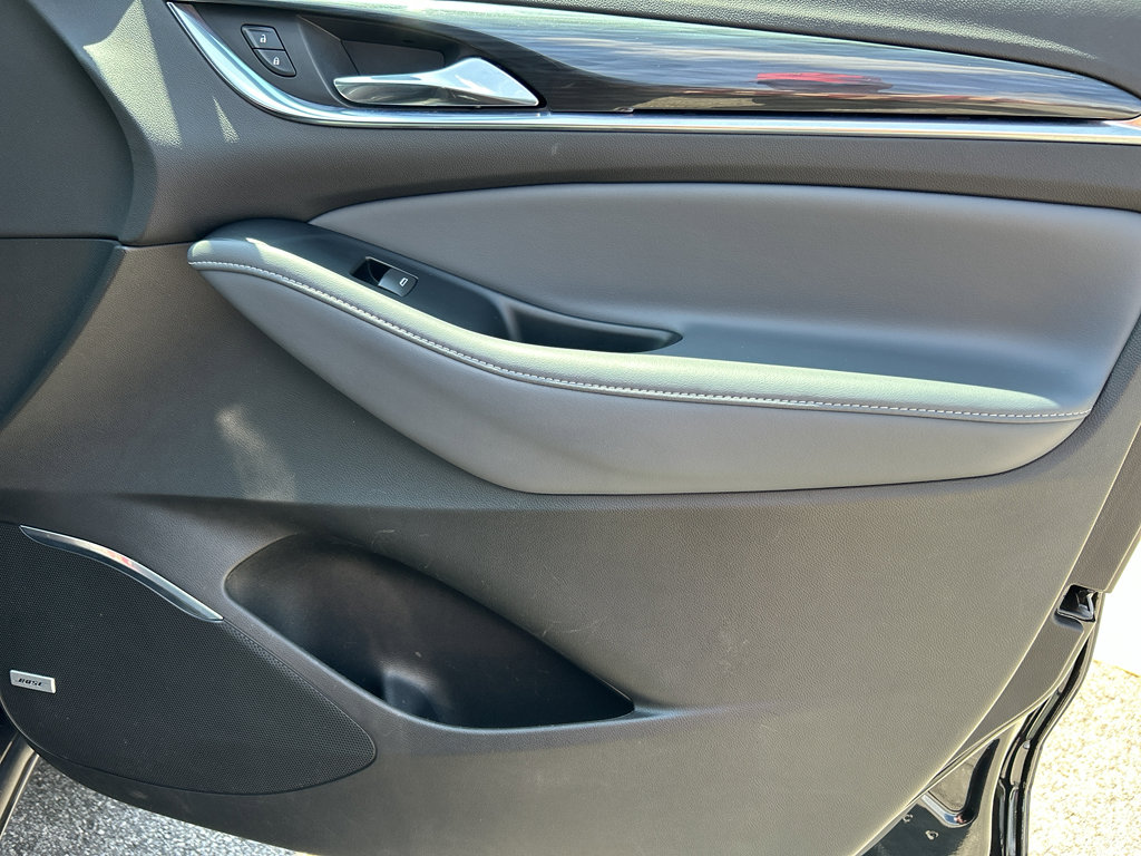 Used 2024 Buick Enclave Premium image 18