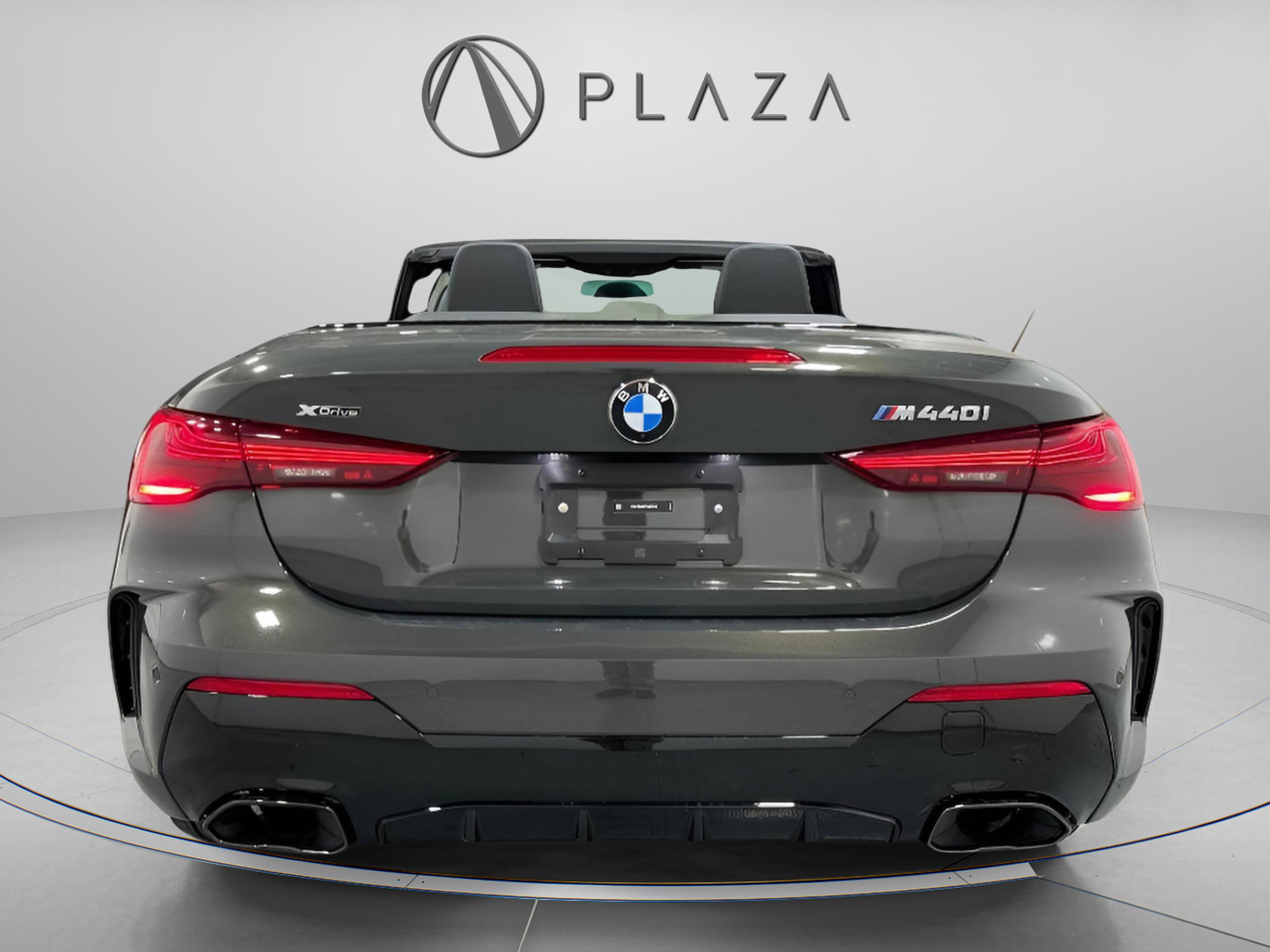 New 2026 BMW 440i xDrive Convertible image 4