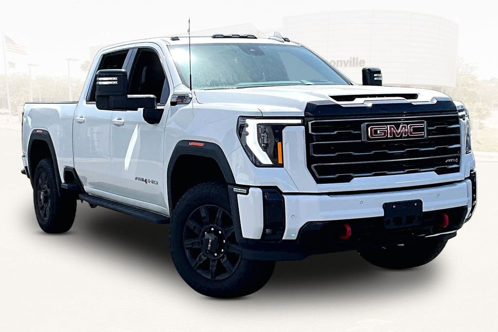 Used 2025 GMC Sierra 2500 AT4 w/ AT4 Premium Plus Package image 3