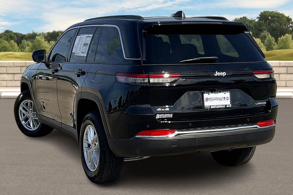 New 2025 Jeep Grand Cherokee Laredo X w/ Luxury Tech Group I image 3