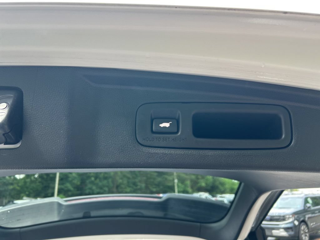 Used 2025 Honda CR-V Sport-L image 32