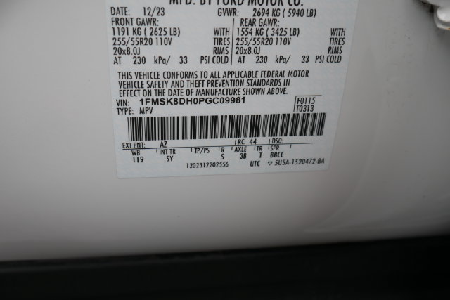 Used 2023 Ford Explorer XLT w/ Equipment Group 202A AWD/4WD image 29