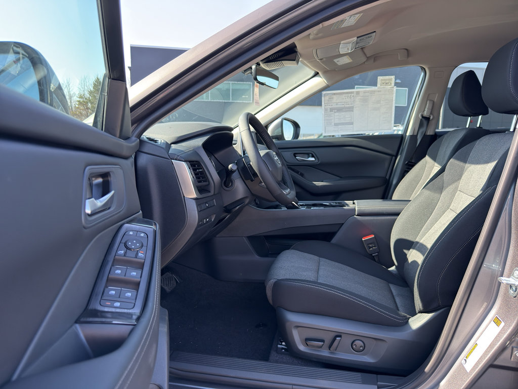 New 2026 Nissan Rogue SV image 11