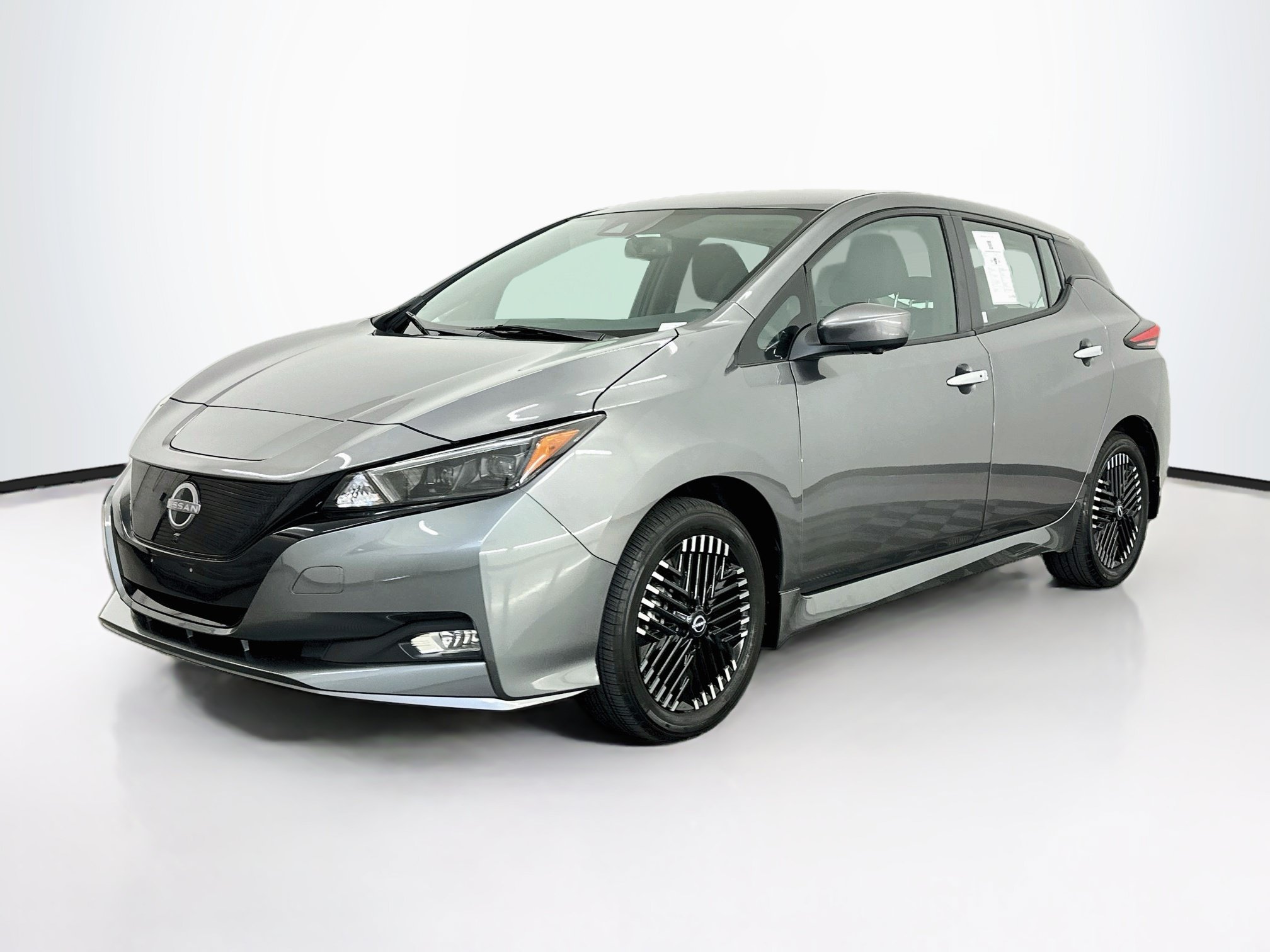 Used 2024 Nissan Leaf SV Plus FWD image 3