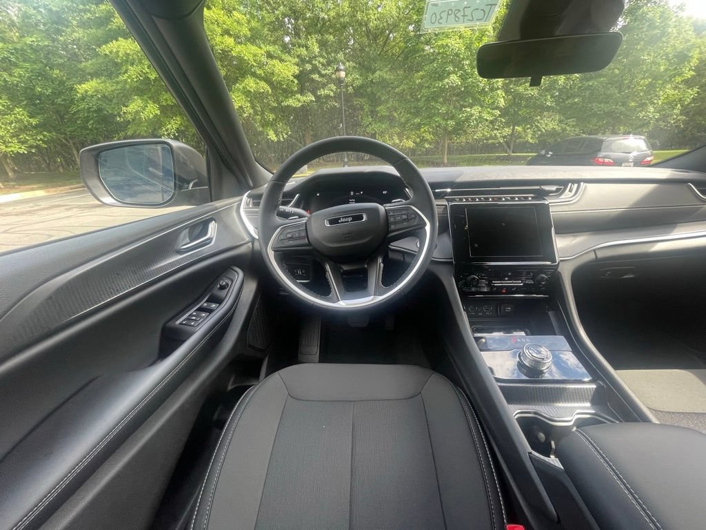 New 2026 Jeep Grand Cherokee Laredo X AWD/4WD image 11